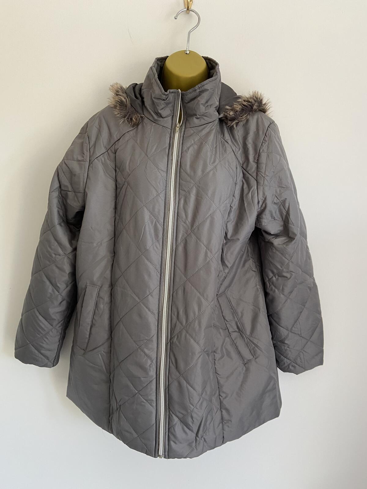 Anne de Lancay Women’s Silver Quilted Lightweight Coat With Fur Hood Size M