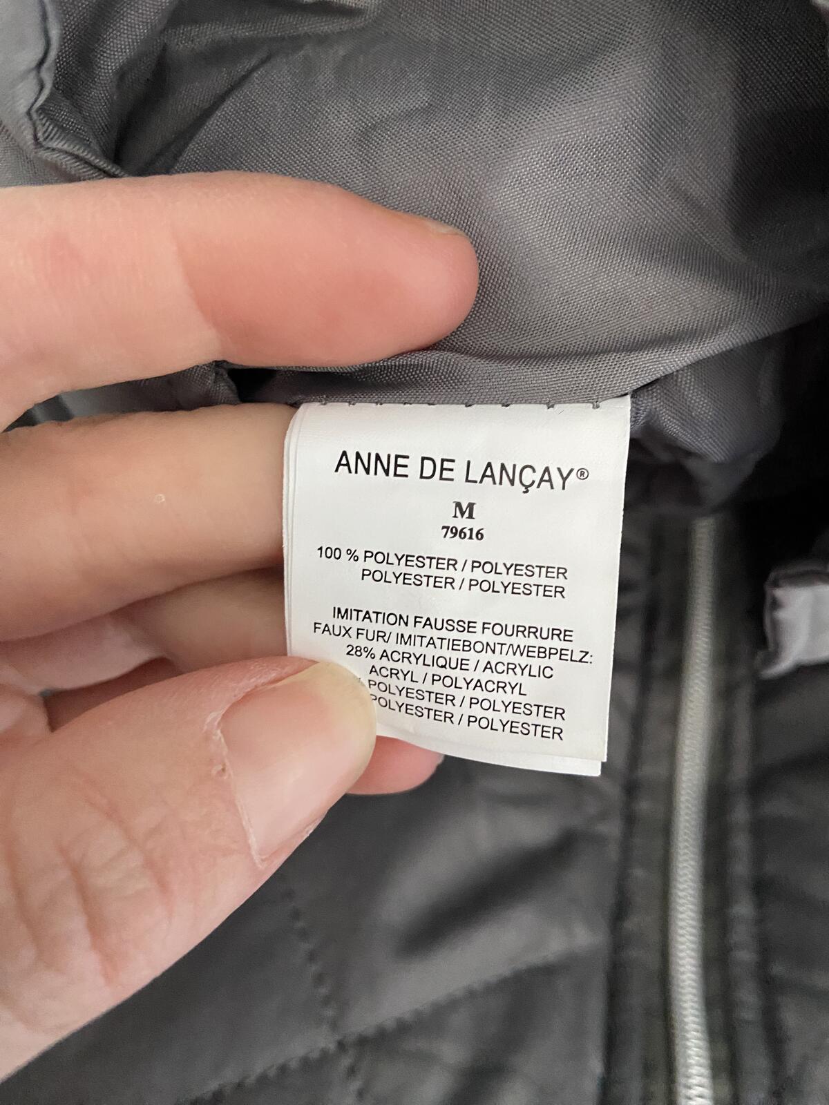 Anne de Lancay Women’s Silver Quilted Lightweight Coat With Fur Hood Size M