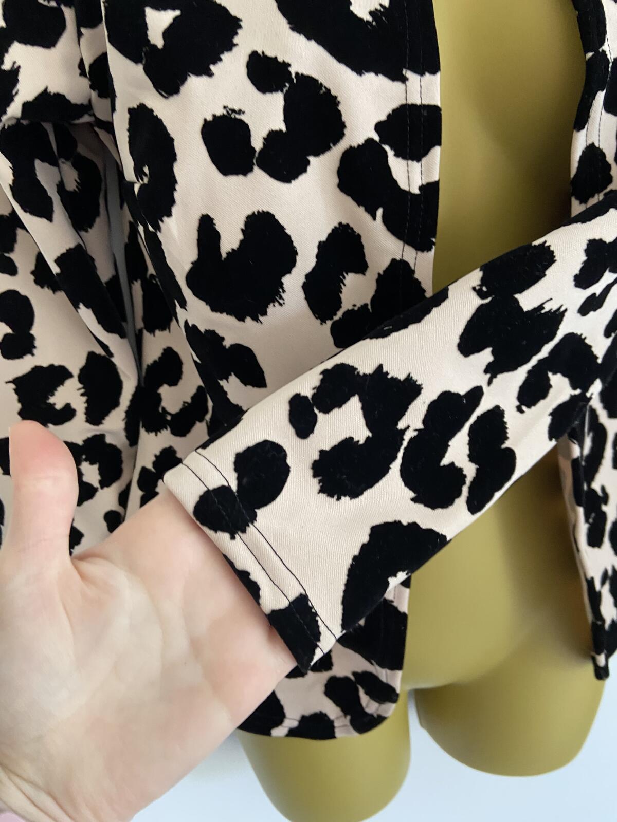 Women’s Cream & Black Leopard Print Velvet Detail Lightweight Jacket Size 10