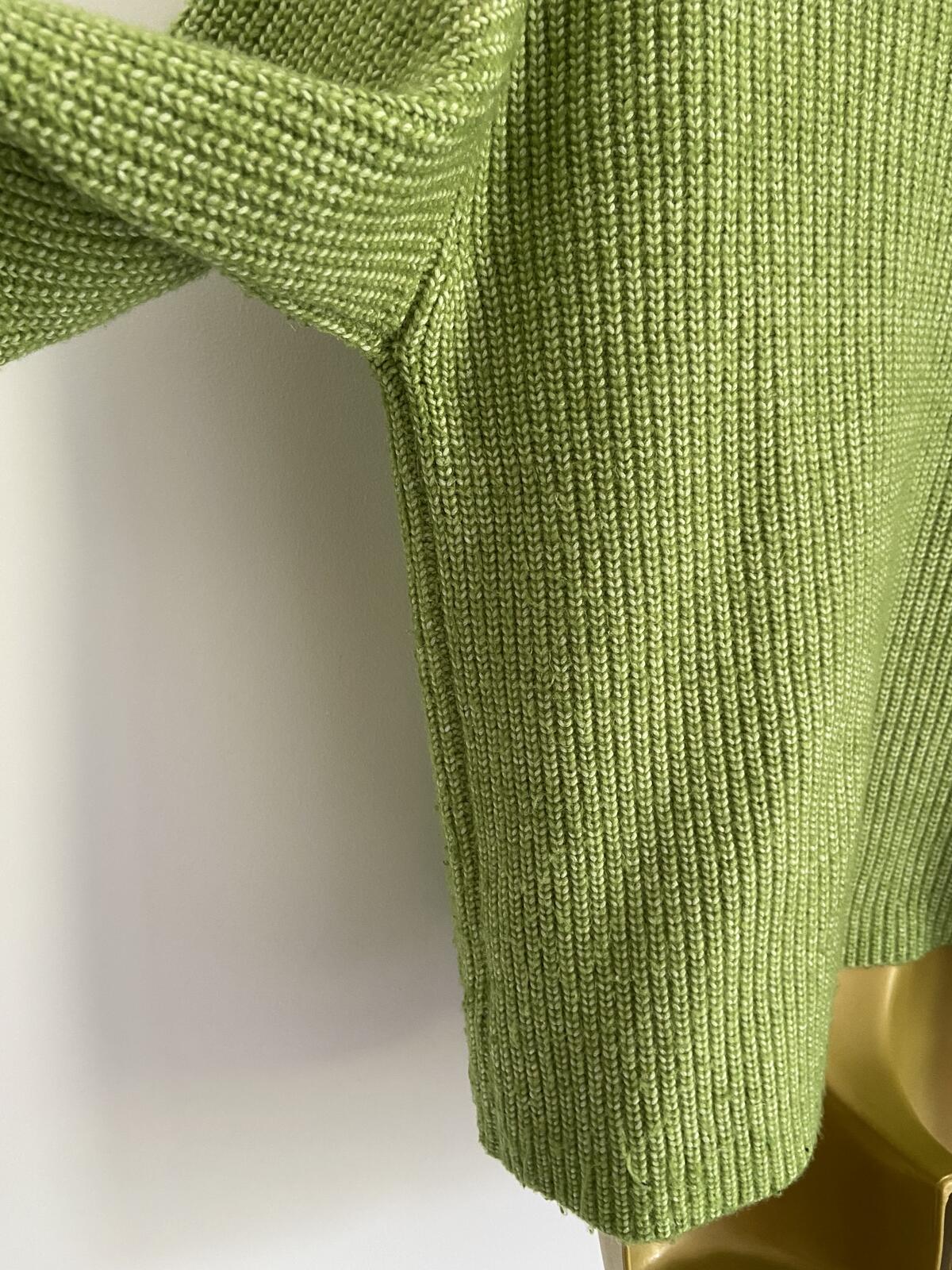 M&S Bright Green Ribbed Crew Neck Jumper Size M