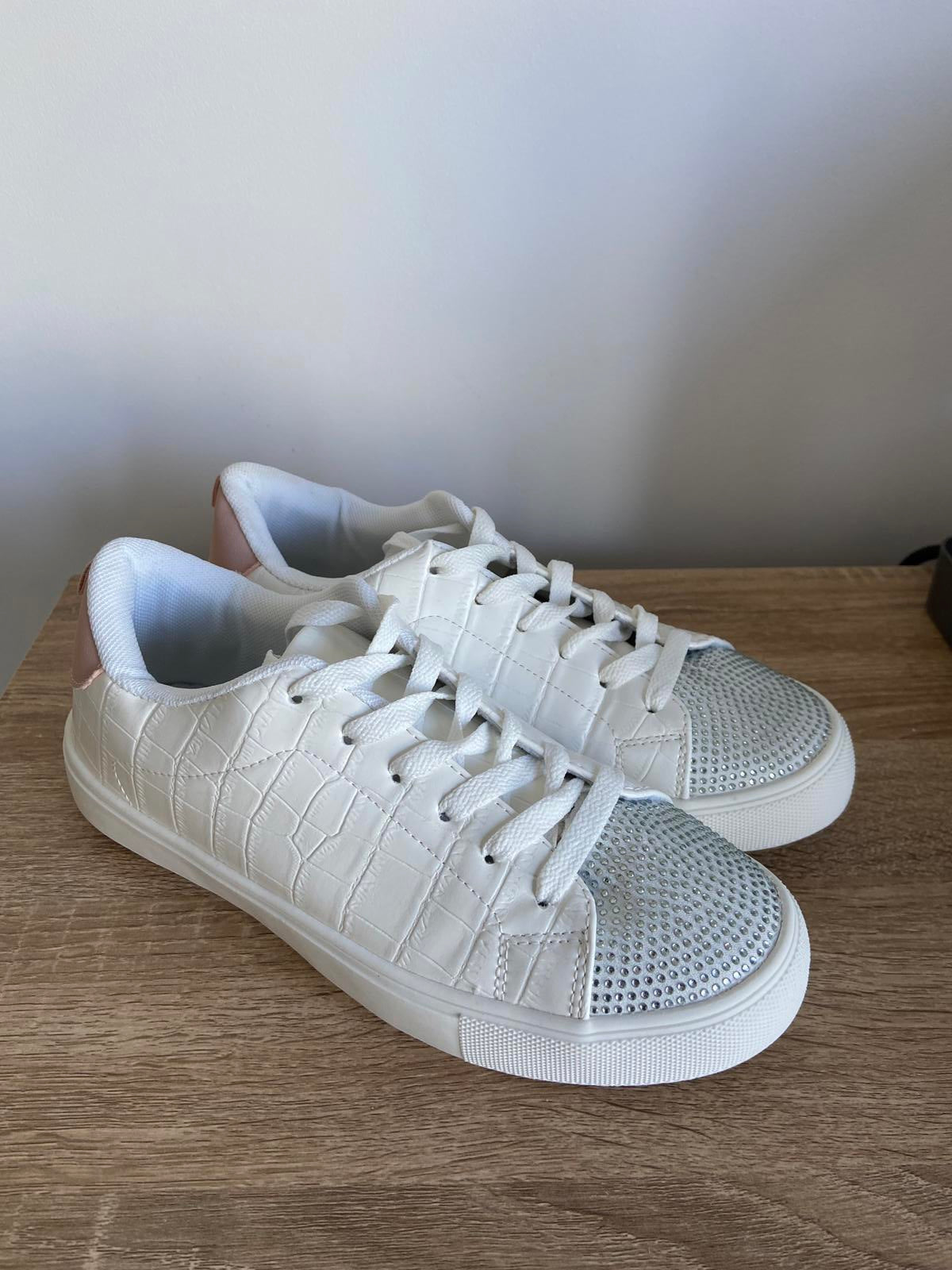 Papaya White Snakeskin Trainers | UK Size 6 | Diamante & Pink Detail