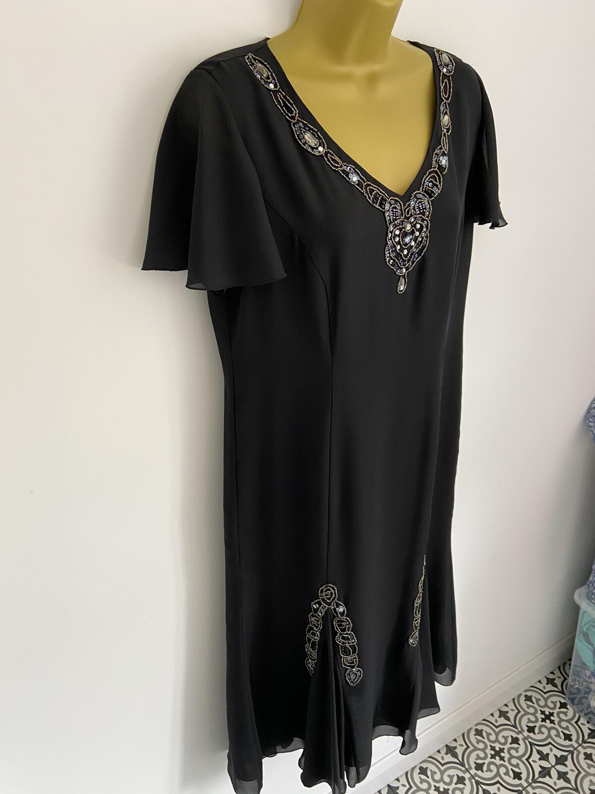 Eastex Women’s Black Beaded Fishtail Evening Dress Size 12
