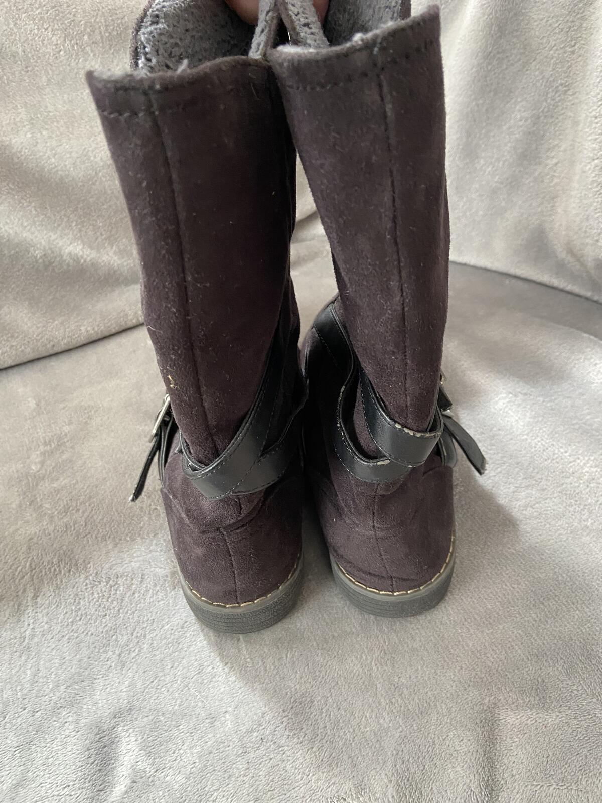 Women’s Black Suede-Look Boots with Buckle Detail Size UK 6