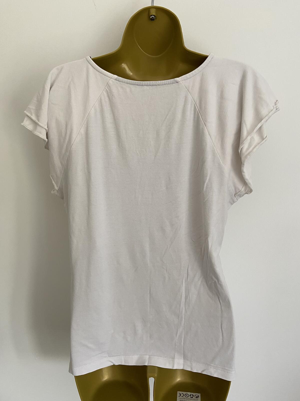 Soon Women’s White T-Shirt Blouse with Black Embroidery Detail Size 16