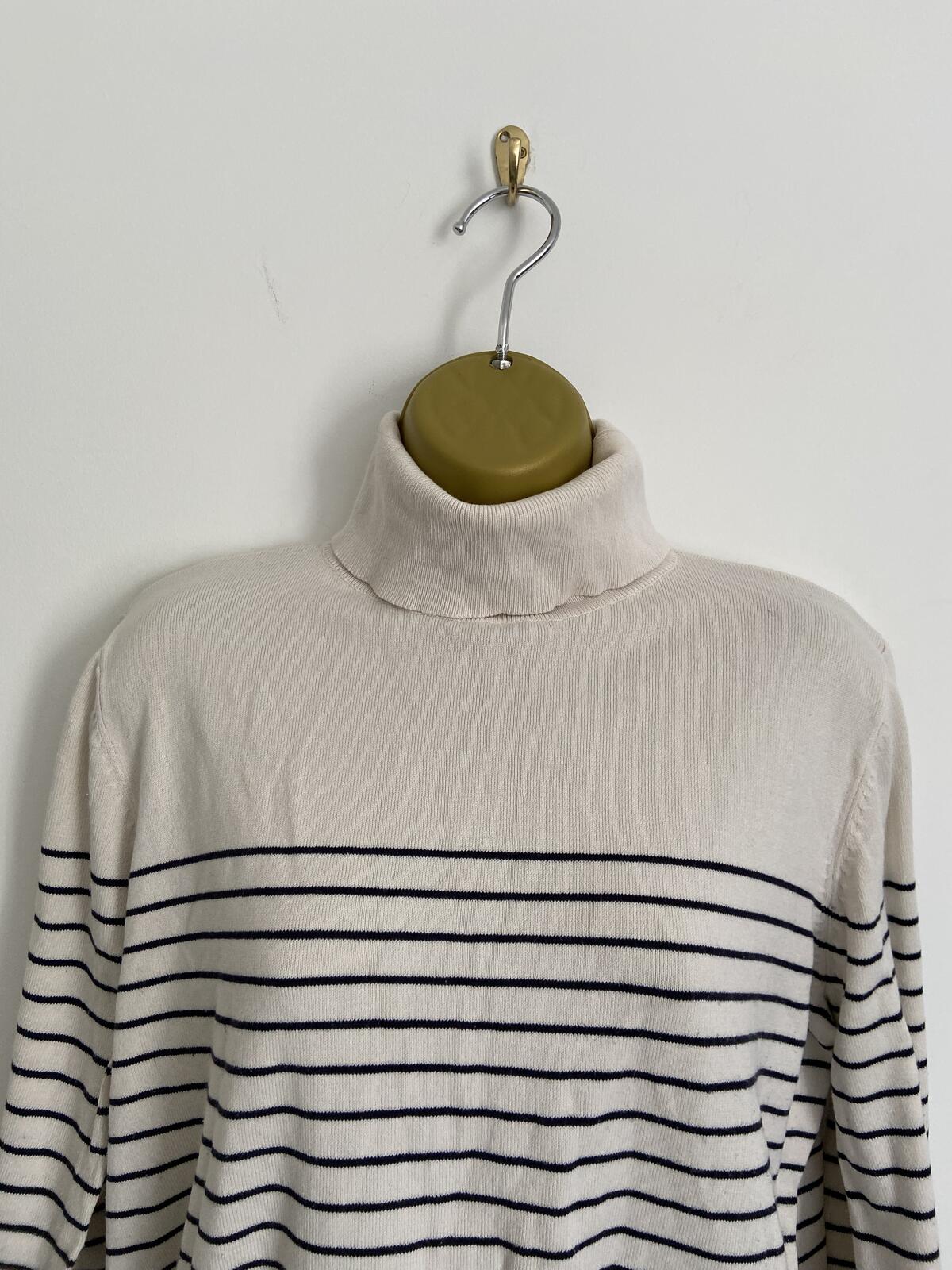 H&M Women’s White & Blue Striped Lightweight Turtleneck Sweater Size Large