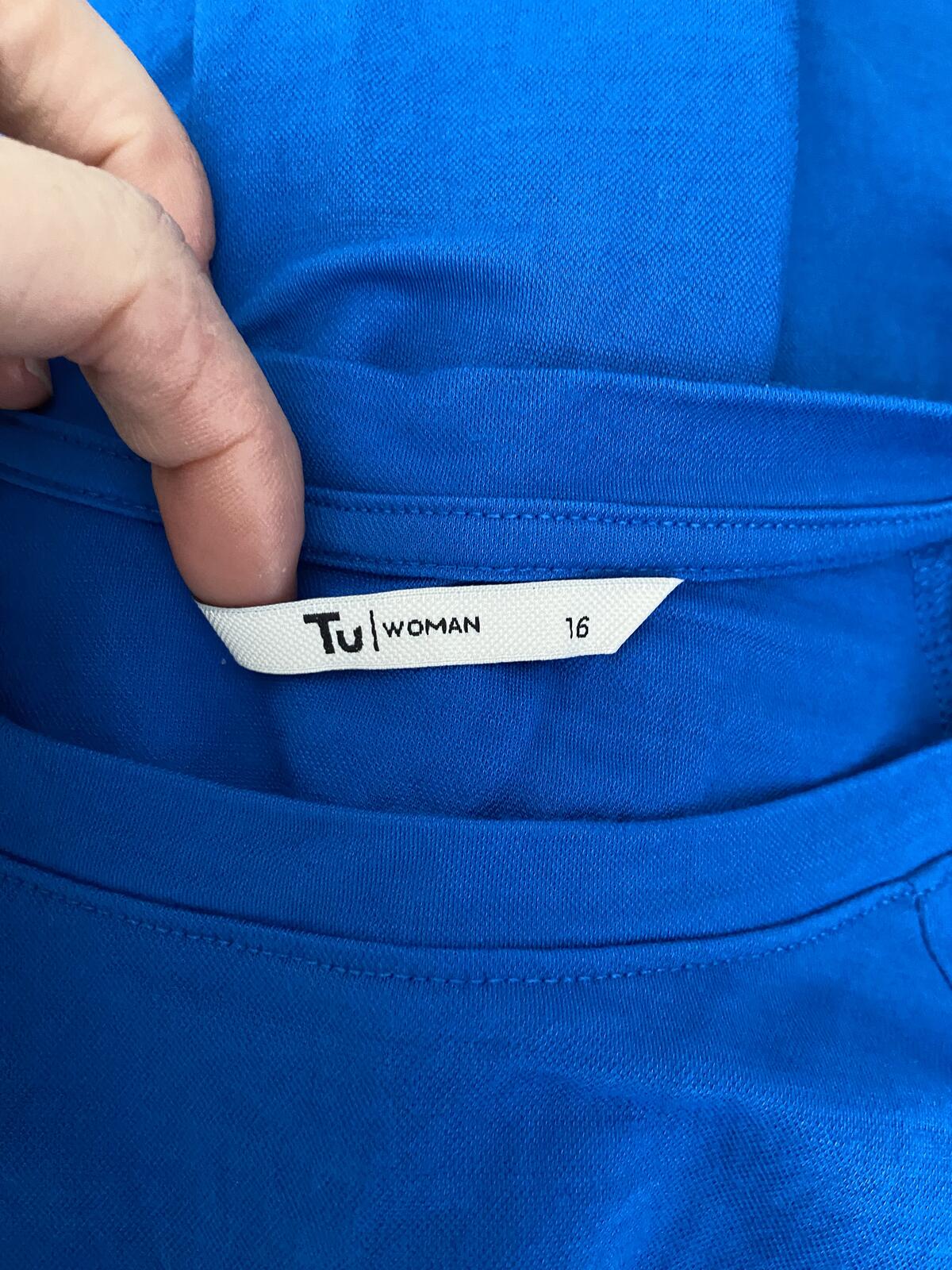 TU Women’s Royal Blue Long Sleeve Relaxed Top Everyday Basic Size 16