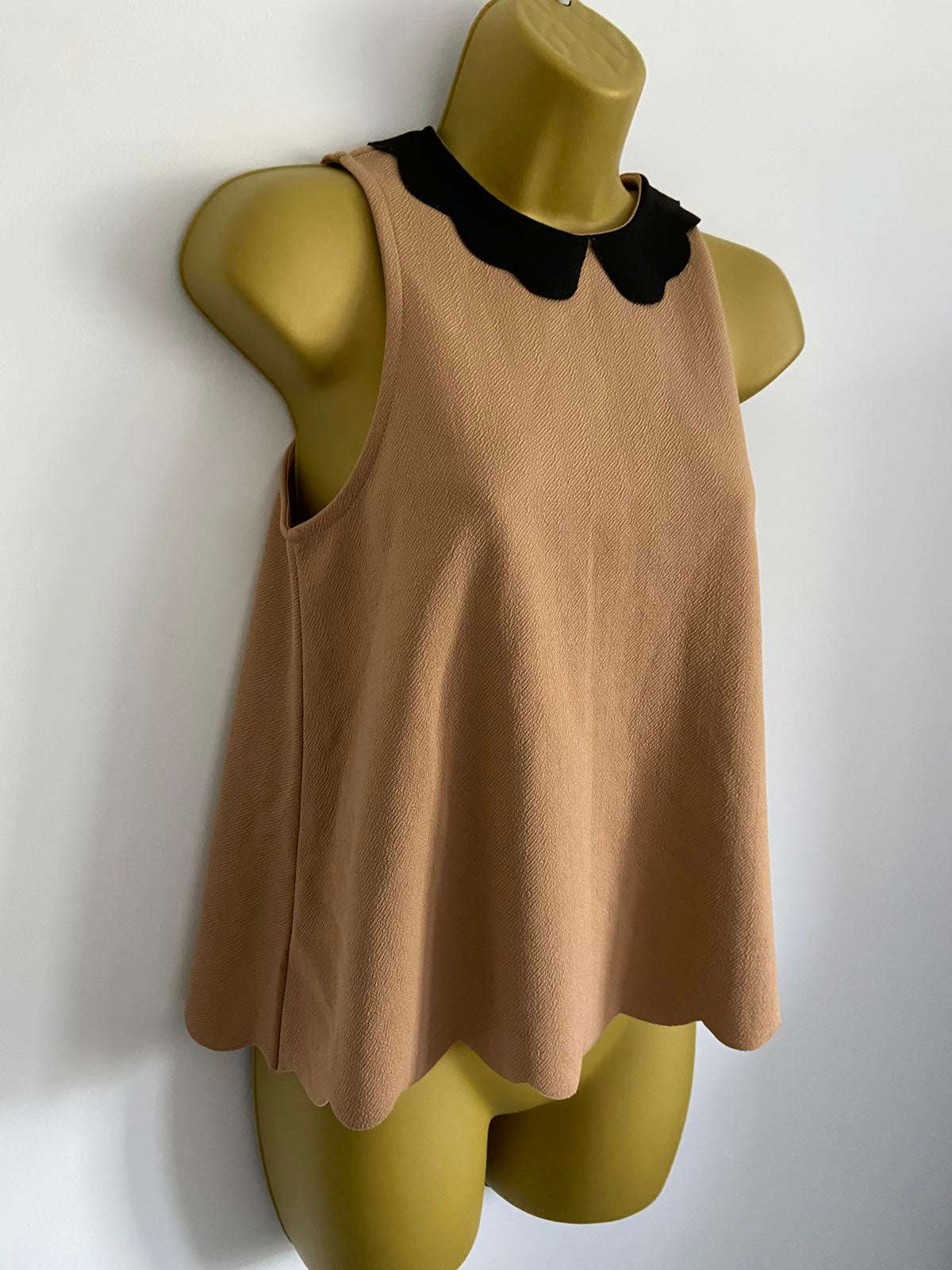 New Look Camel Tan Scalloped Hem Top - Black Peter Pan Collar Blouse, Size 8
