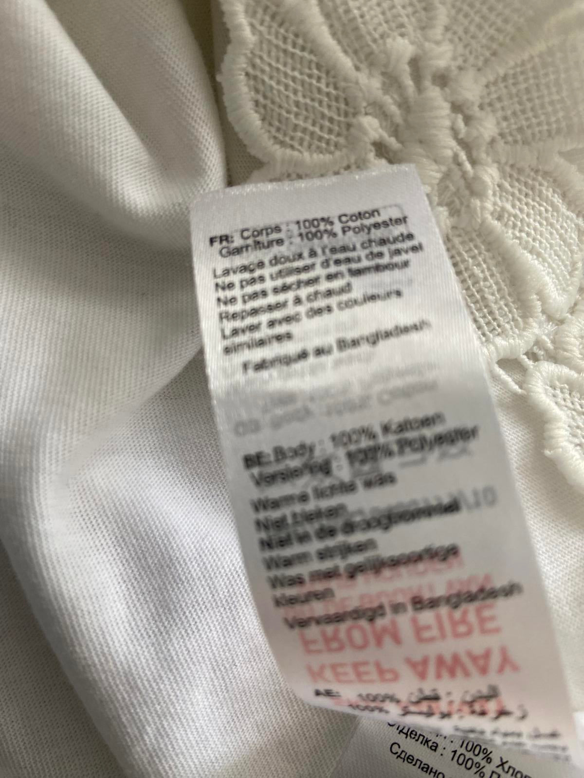 New Look White Daisy Embroidered T-Shirt - Size 16