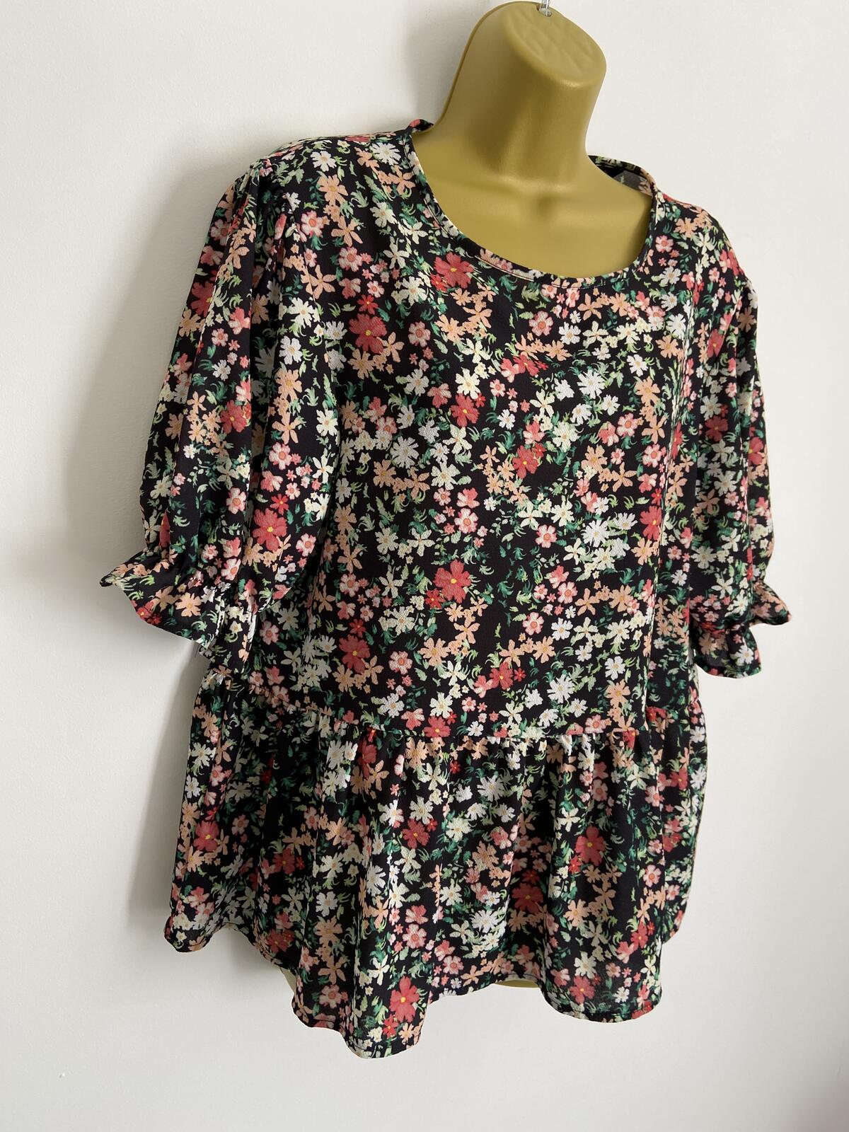 Peacocks Women’s Black Floral Short Sleeve Peplum Blouse Size 16