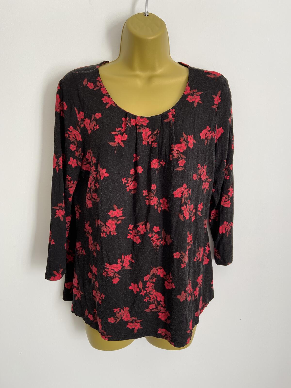 Papaya Women’s Black & Red Floral 3/4 Sleeve Top Size 14