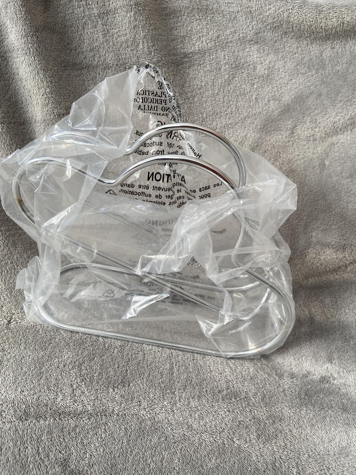 Epicurean Wine Butler Silver Chrome Bottle Holder Pourer Brand New in Box