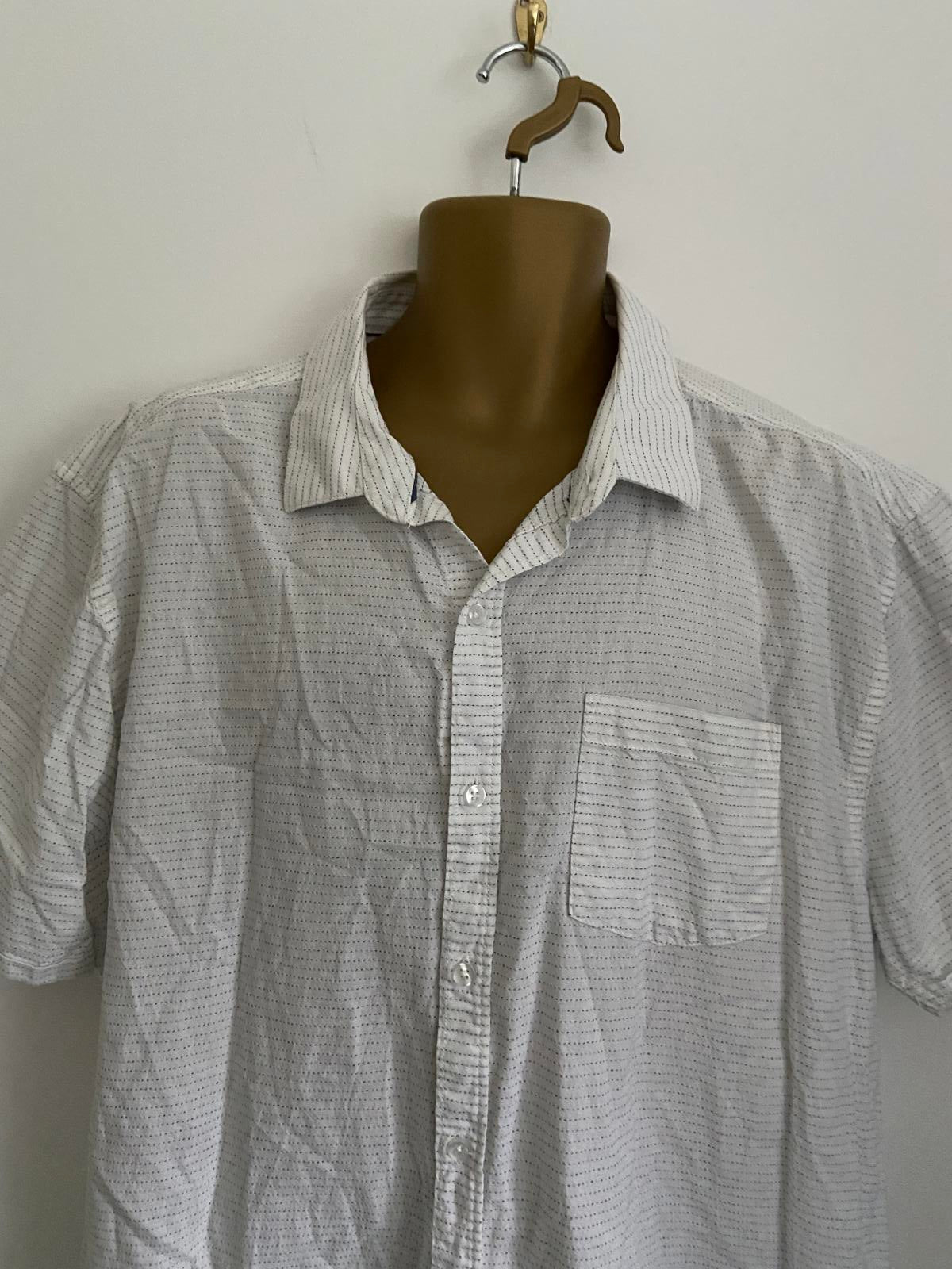 Peacocks Men’s White Short Sleeve Shirt - Blue Contrast Stitch Cotton, Size 2XL