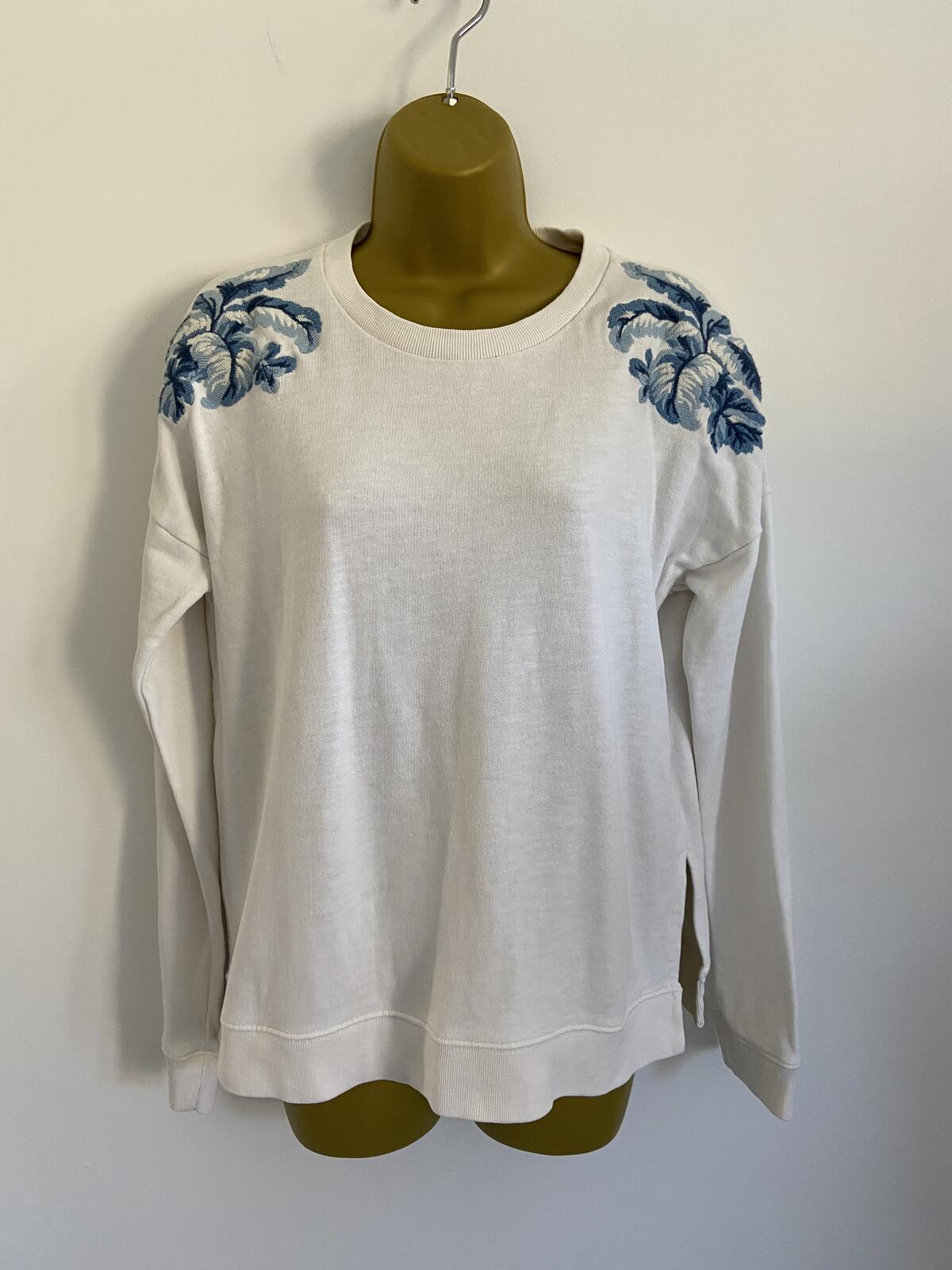 Jack Wills Women’s White Long Sleeve Jumper Blue Floral Embroidery Size 10