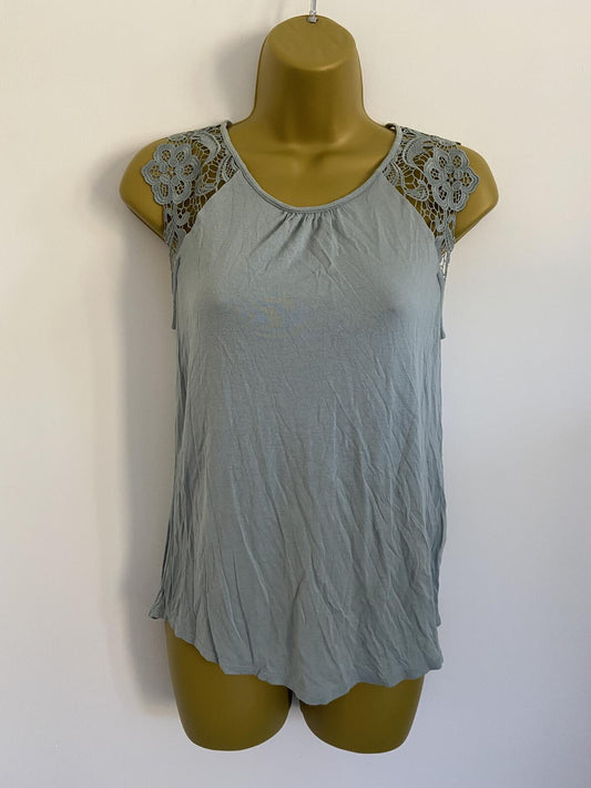 H&M Women’s Light Blue Sleeveless Top Embroidered Lace Shoulder Size XS