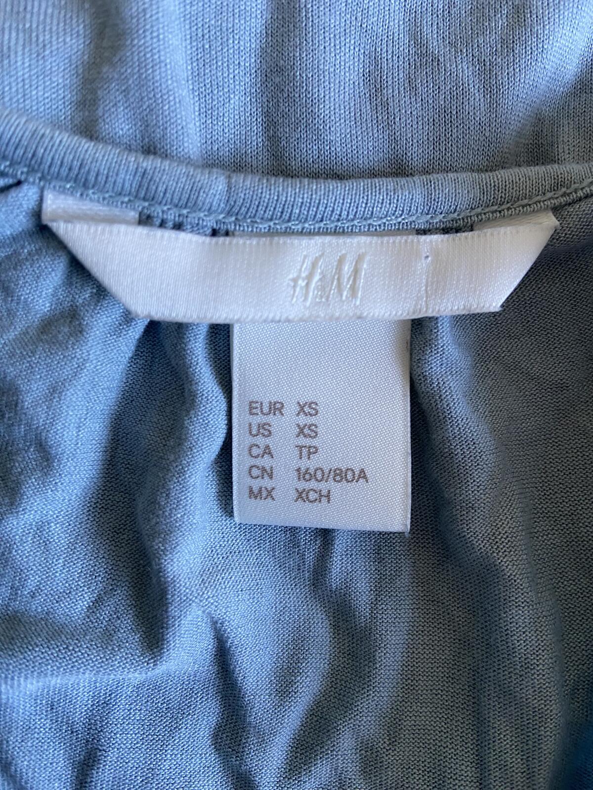 H&M Women’s Light Blue Sleeveless Top Embroidered Lace Shoulder Size XS