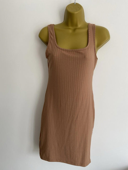 YOZY Size 8 Ribbed Brown Sleeveless Dress – Stretch Fit, Casual Style