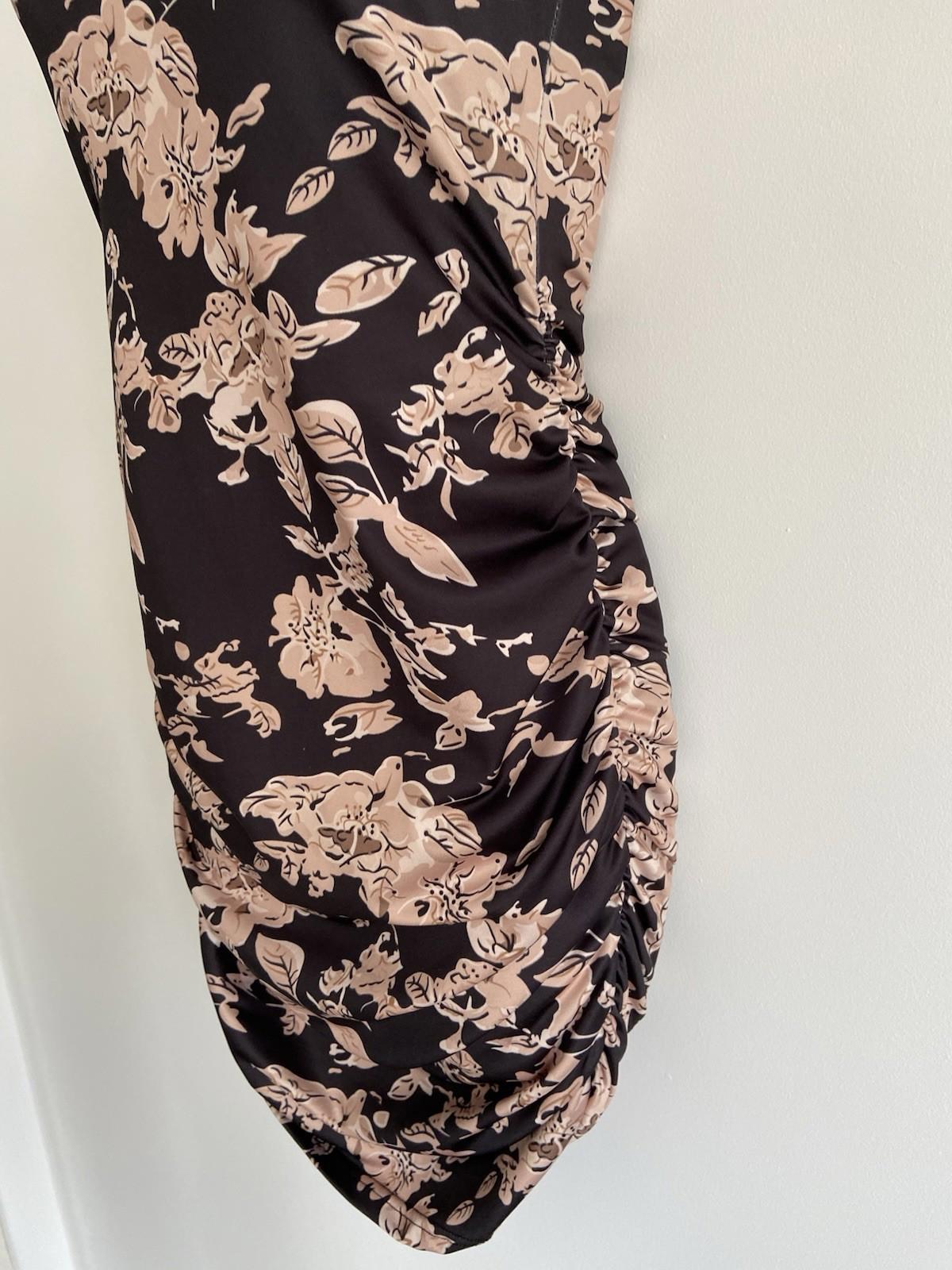 Size Small Floral Ruched Dress – 100% Polyester