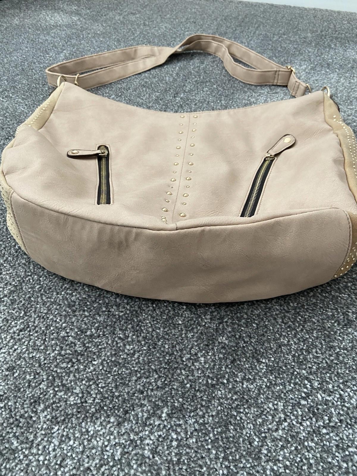 New Look Cream Handbag bag With Gold Stud Details Large Compartment