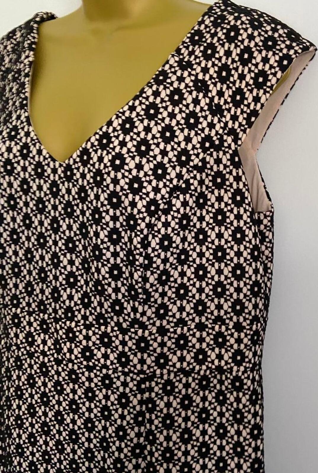 Monsoon Black & Cream Lace Shift Dress – UK 16 – Occasion Wear