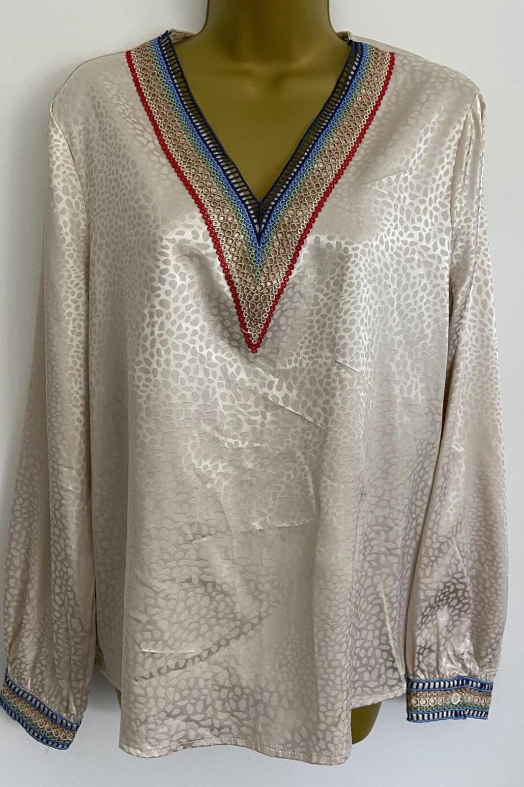 Shein Cream Satin Blouse – Large – Embroidered V-Neck Jacquard Top