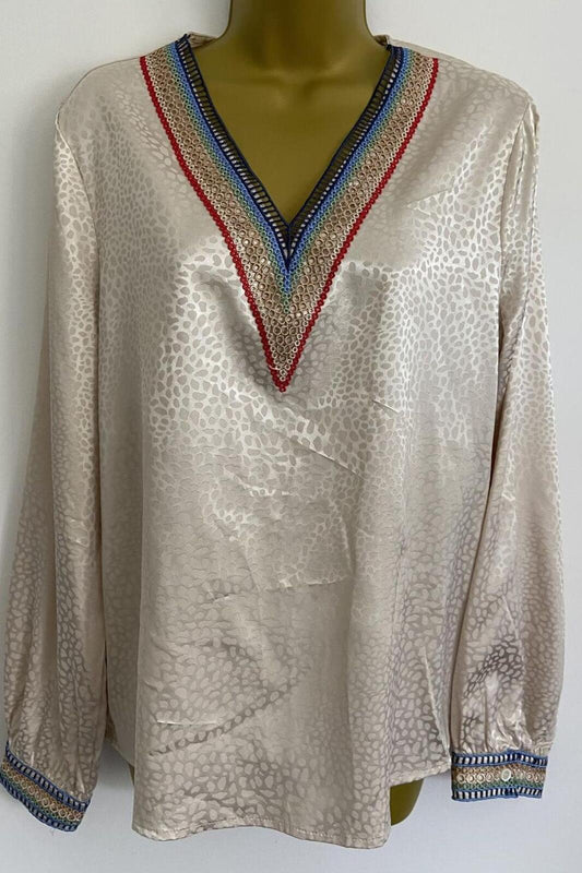 Shein Cream Satin Blouse – Large – Embroidered V-Neck Jacquard Top
