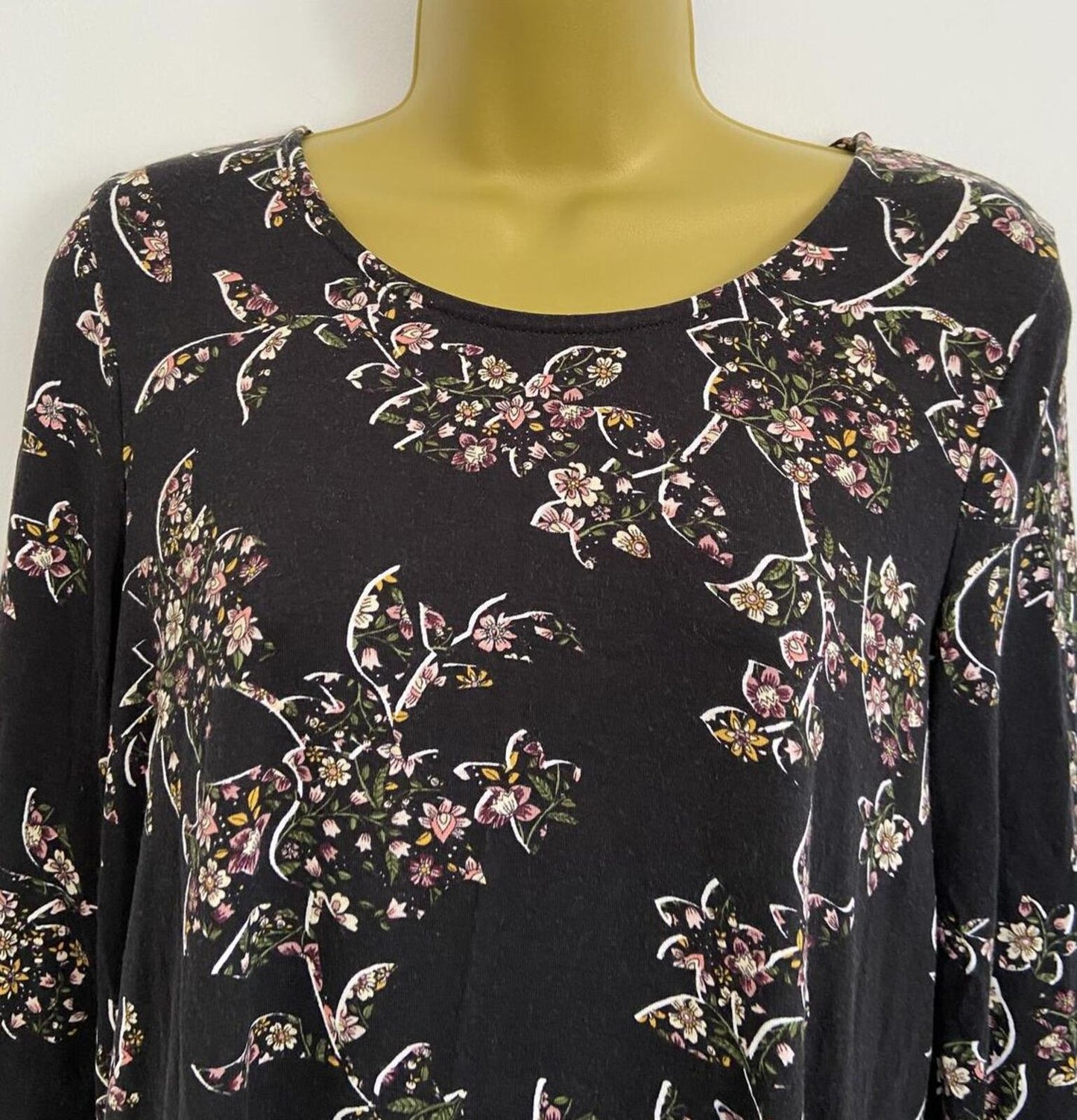TU Black Floral Blouse – Size 10 – Sheer Trim Long Sleeve Top