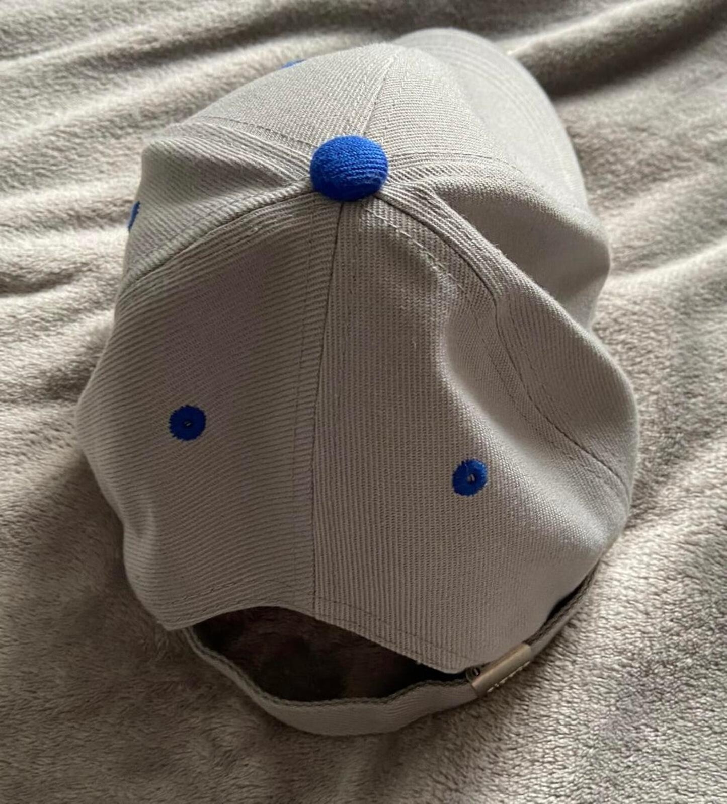 Scotland Grey Baseball Cap – Adjustable Men’s Hat – Blue Embroidered Logo